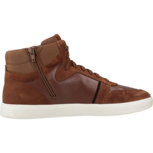 Sneakers de  Hombre de la marca GEOX  modelo U AVOLA MARRON