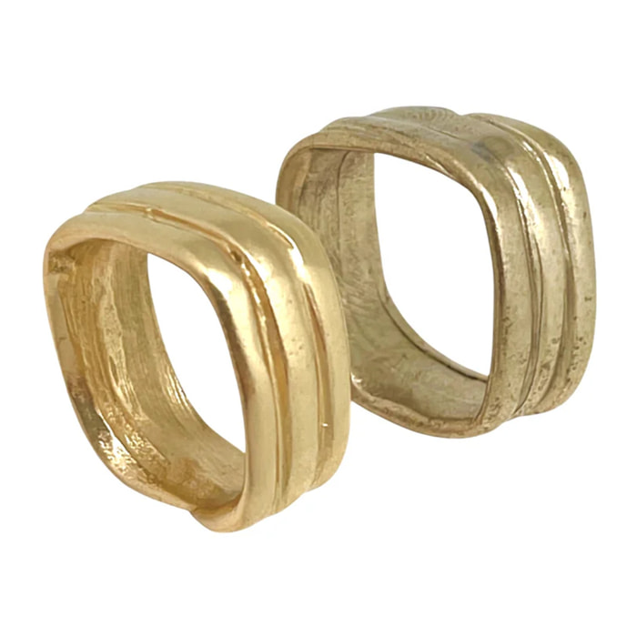 Pareja de anillos cuadrados Lineas dorado chapado-latón