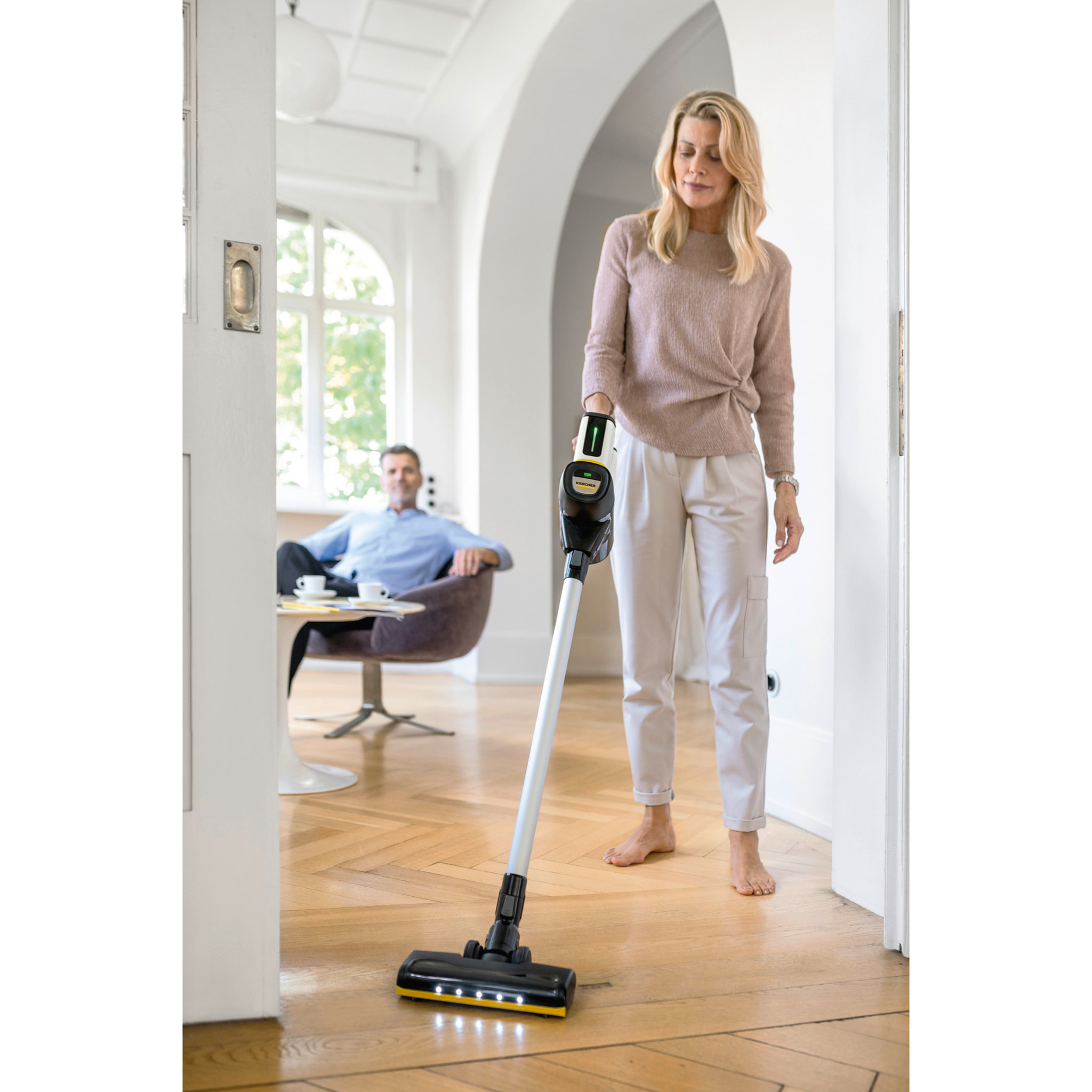Aspirateur balai sans fil Karcher VC 7 Cordless YourMax - Autonomie 60 min- Puissance Maximale- detecteur de poussière