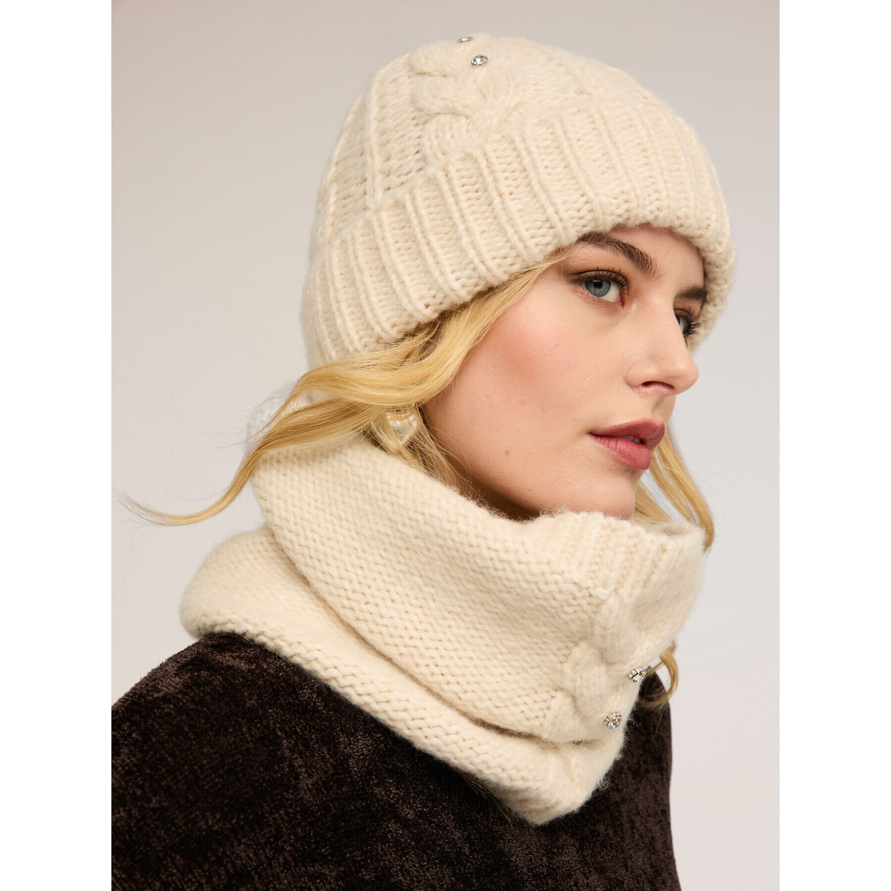 Motivi - Set sciarpa e berretto con pietre crystal - Beige