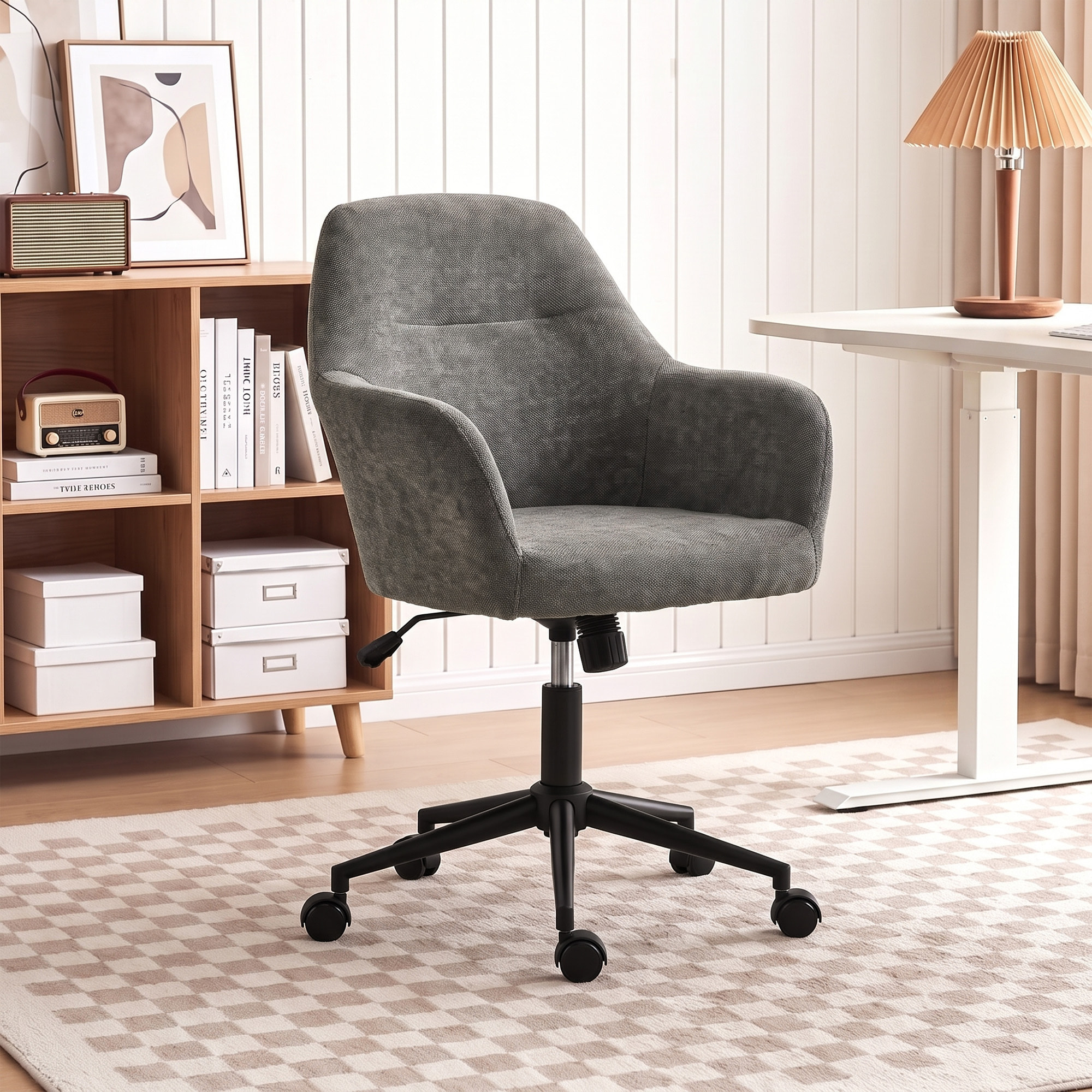 HOMCOM Silla de Oficina con Ruedas, Silla de Escritorio de Chenilla con Función Basculante, Acolchado Grueso, Altura Ajustable, Reposabrazos, para Casa, Oficina, Gris