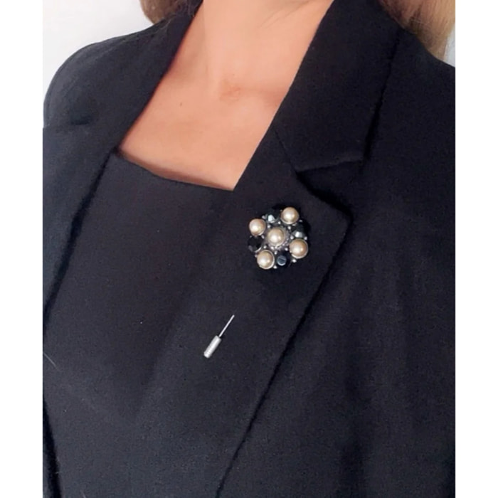 Broche - Alfiler Redondo con Perlas y Cristales Negros plata 10µ