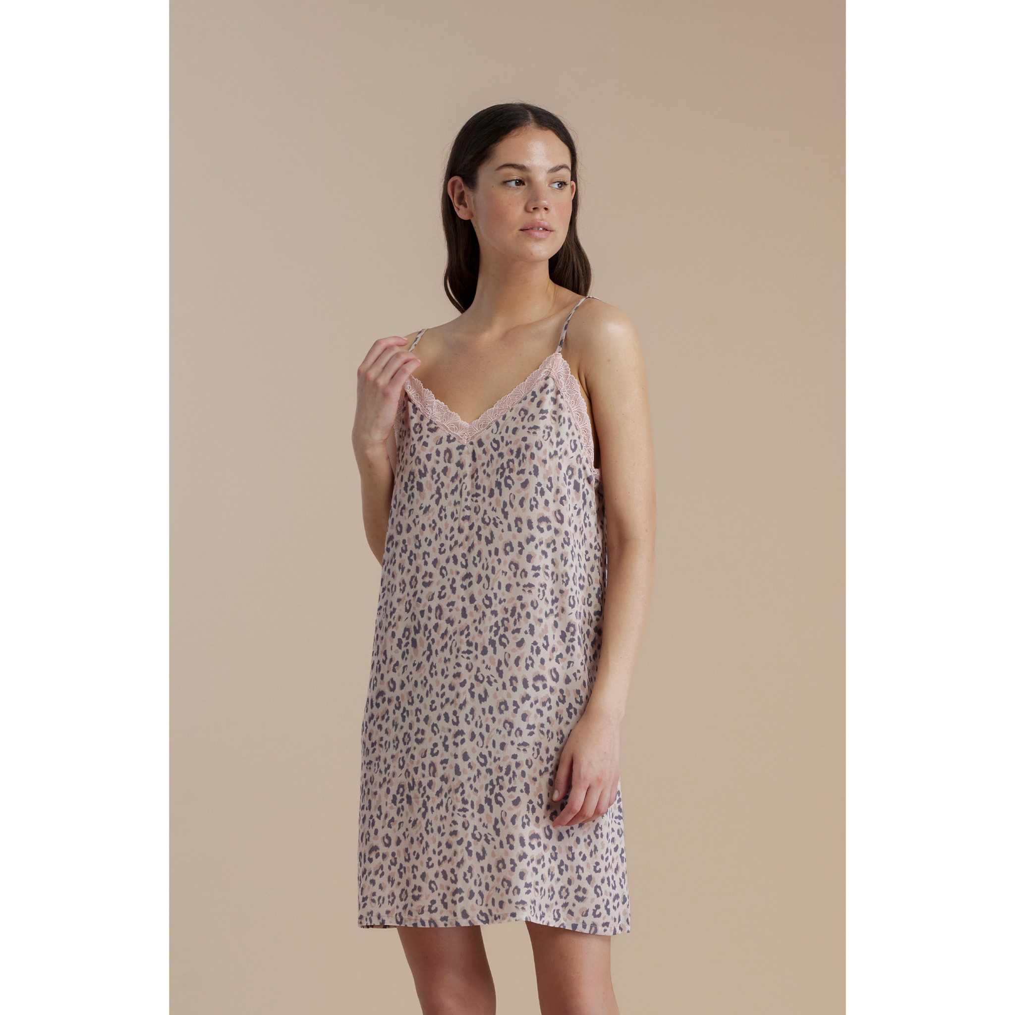 Camicia da notte donna in viscosa bretellina articolo animalier Noidinotte