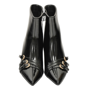 Tronchetto in simil pelle verniciata