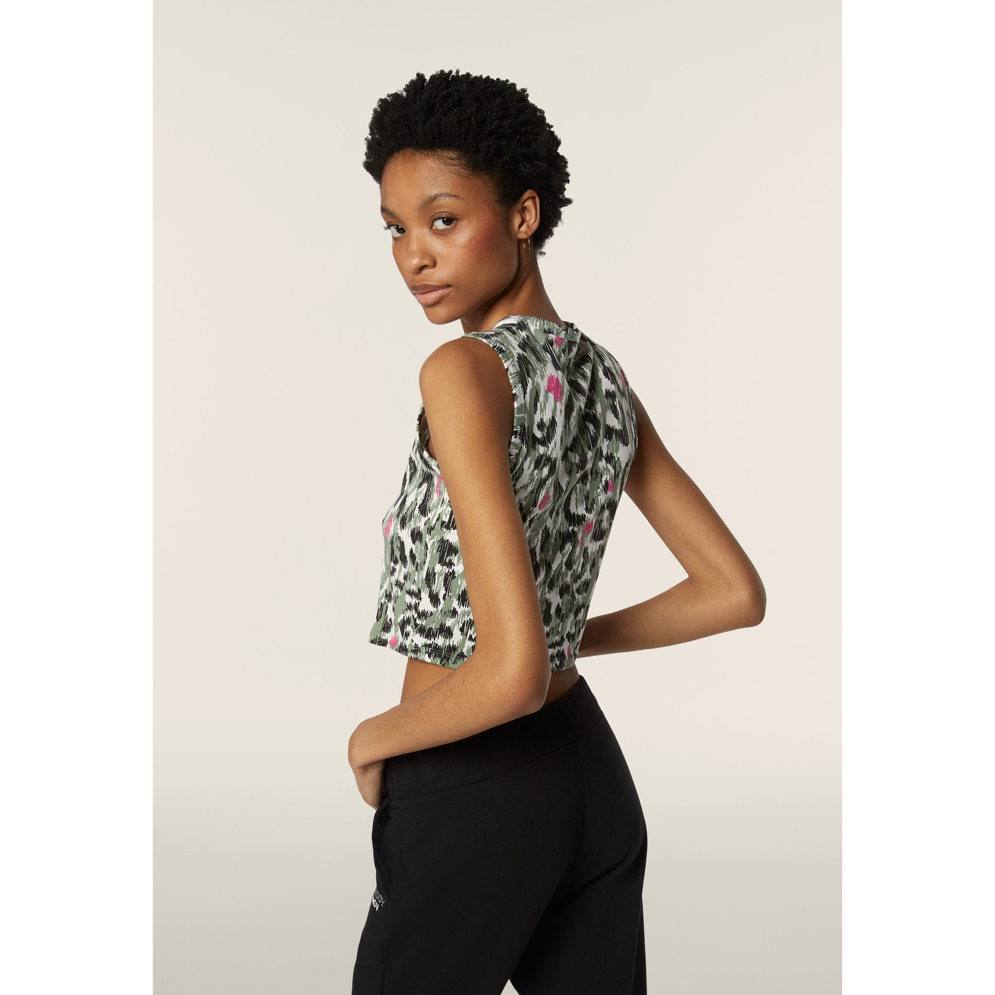 Canotta donna corta slim fit fantasia maculata