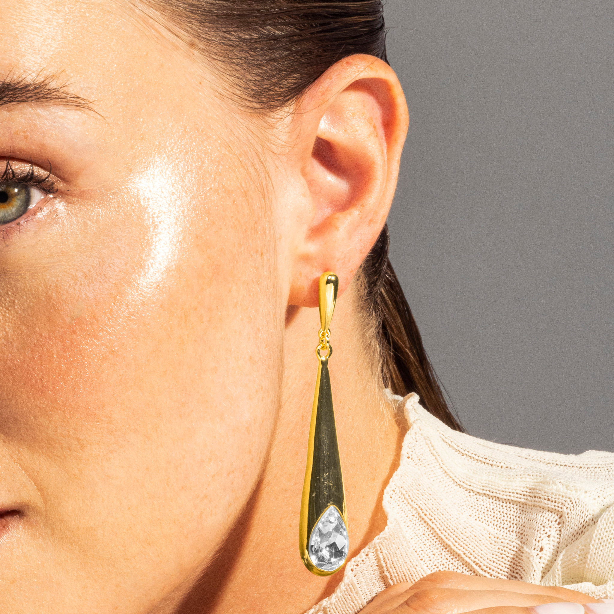 Pendientes acabado en oro amarillo de 18k