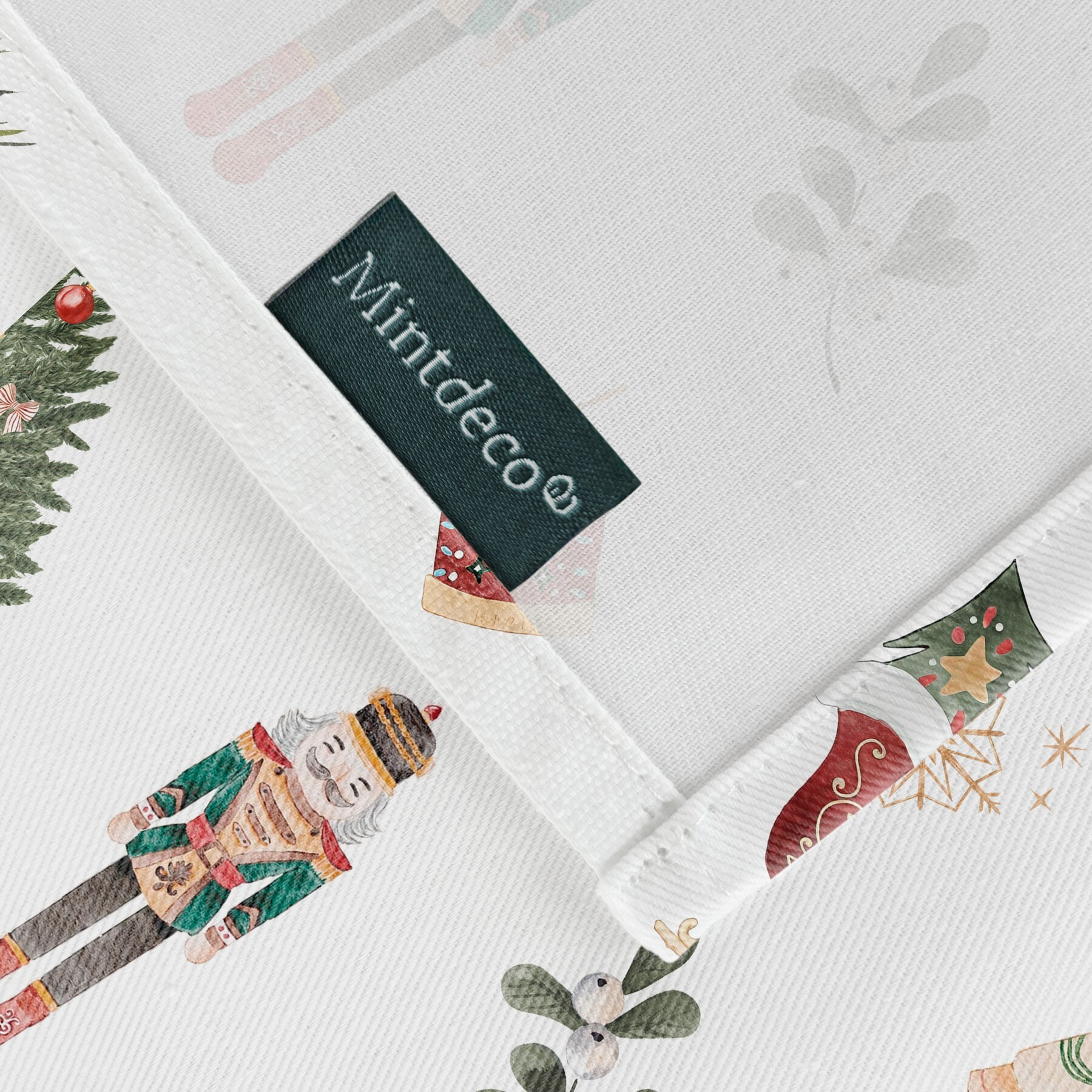 Mantel antimanchas NUTCRACKER MULTICOLOR