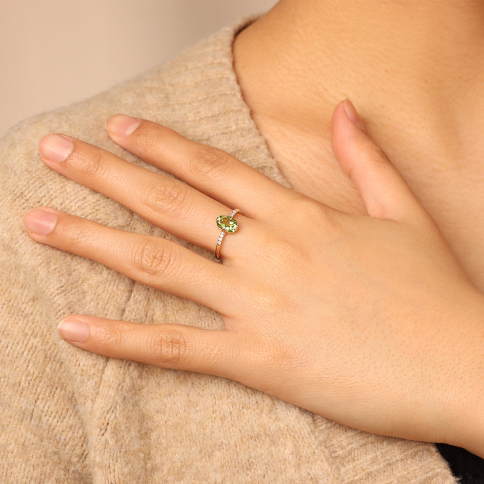 Anello Solitario in Argento 925 placcato Oro Giallo 18Kt con Peridoto Verde e Cubic Zirconia