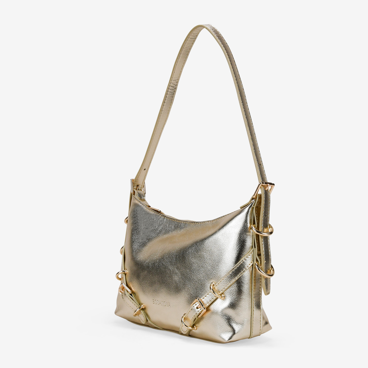 Bolso de hombro dorado con hebillas