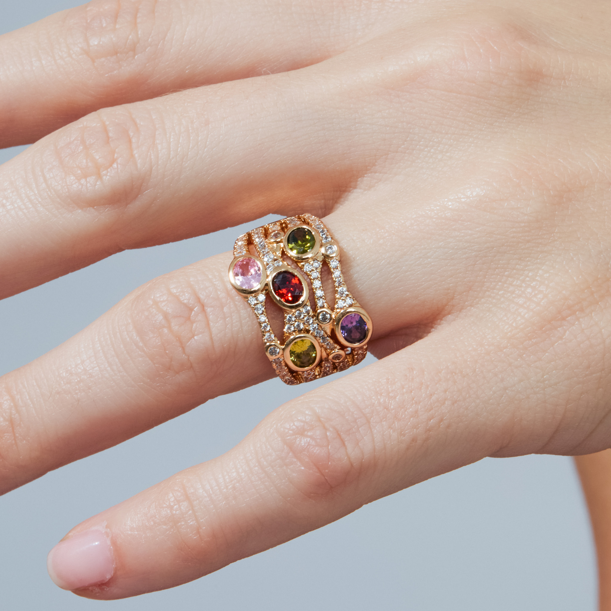 Anillo Doncu acabado oro rosa 18k