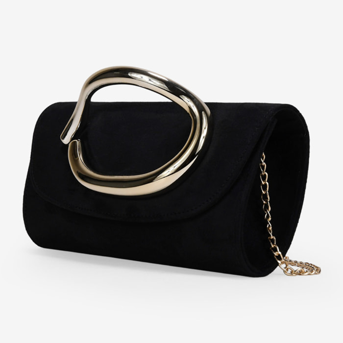 Bolso clutch negro con asa de metal