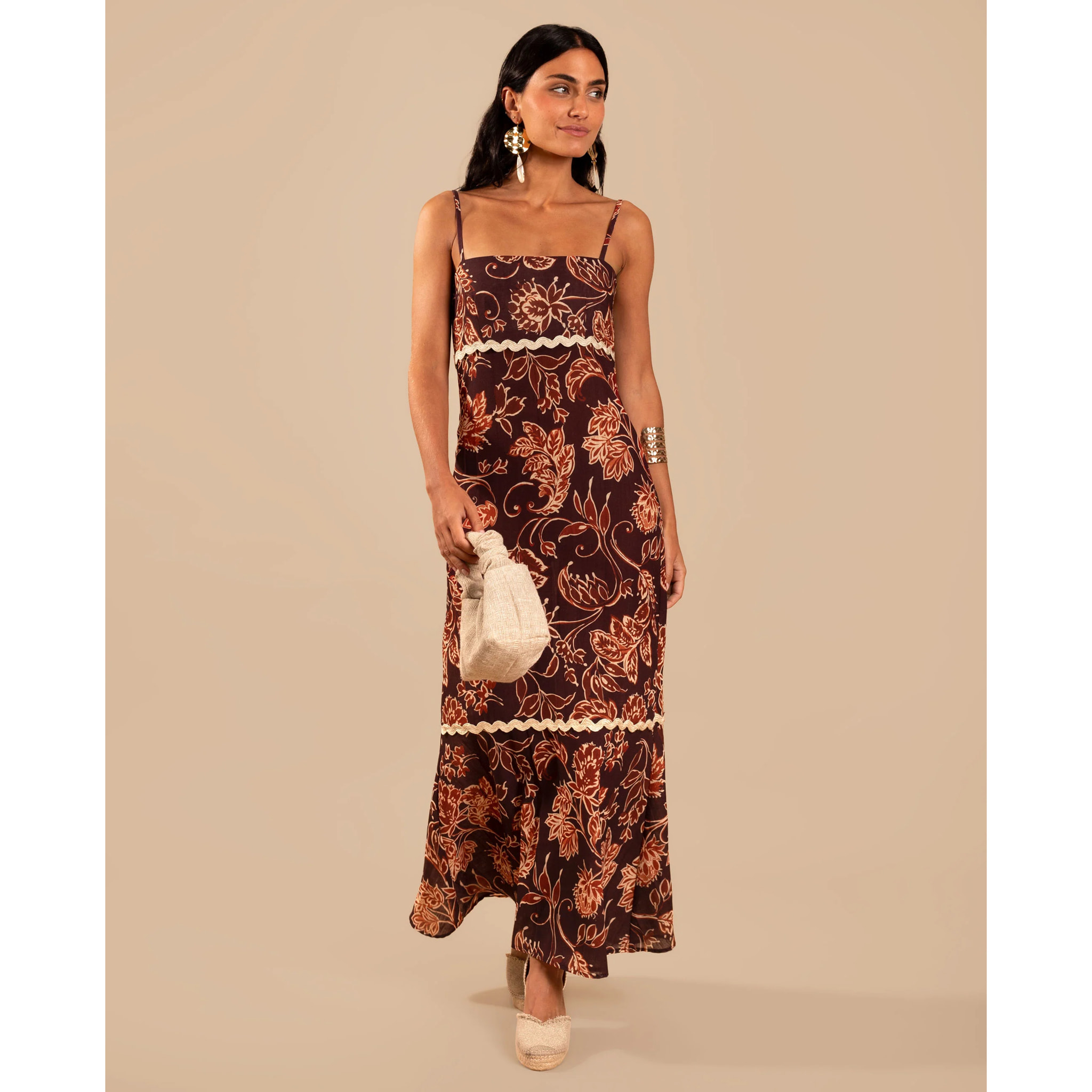Vestido midi de tirantes con Corte Imperio y Volante