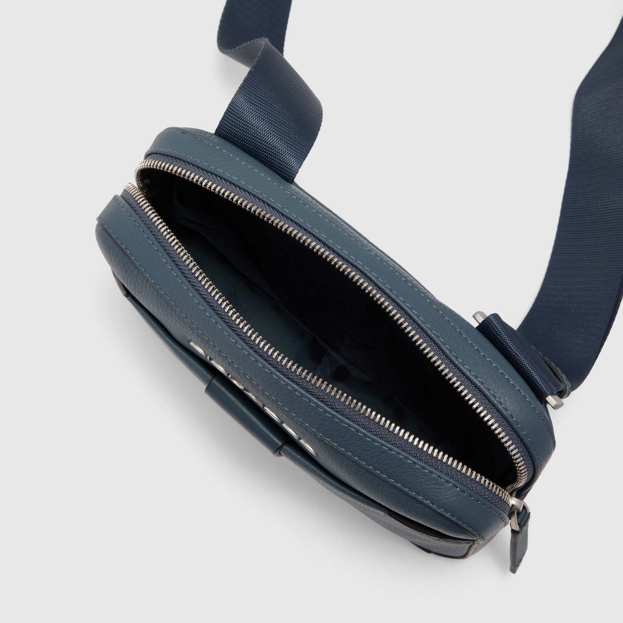 Piquadro Pochette uomo in pelle con tracolla
