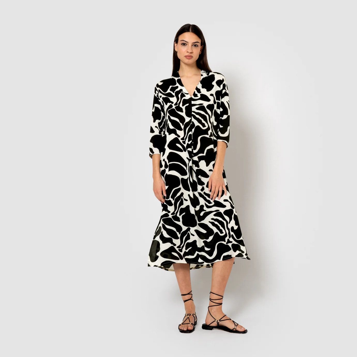 Vestido midi bambula detalles plisados tendis beige/negro