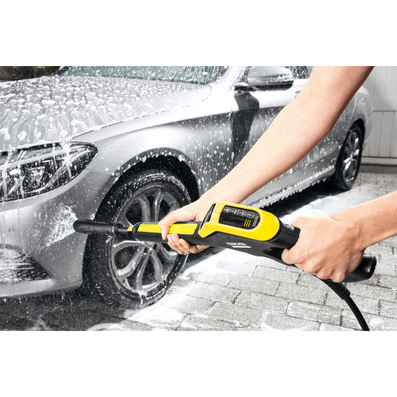 Nettoyeur haute pression Karcher K 4 Power Control - Pression 130 bar- Débit 420 l/h- Moteur 1800 W