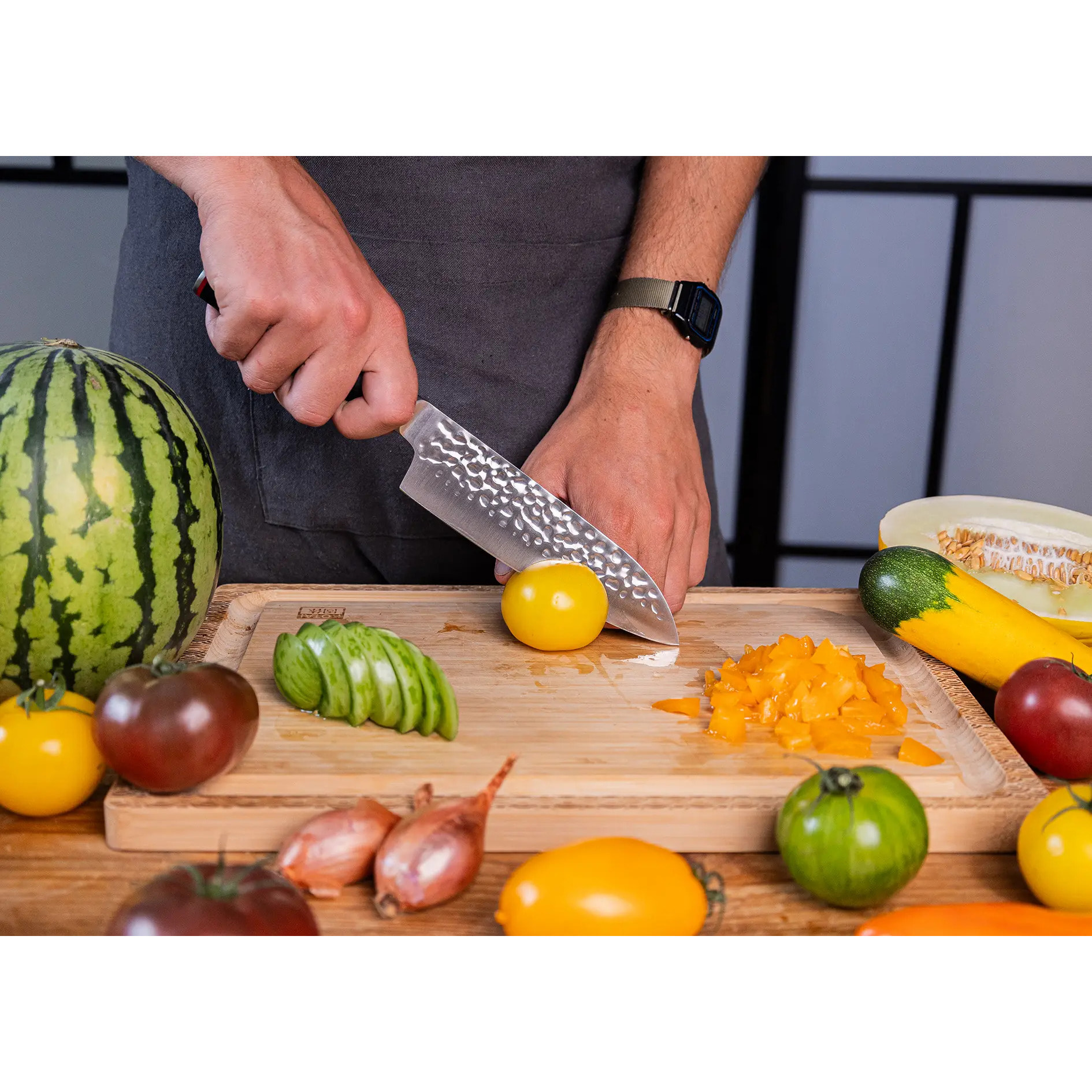 Coltello "Santoku" martellato | acciaio 440C | L: 18 cm