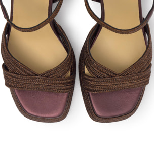 Sandalia valle tacón 10 cm con trenzado metalizado artesanal