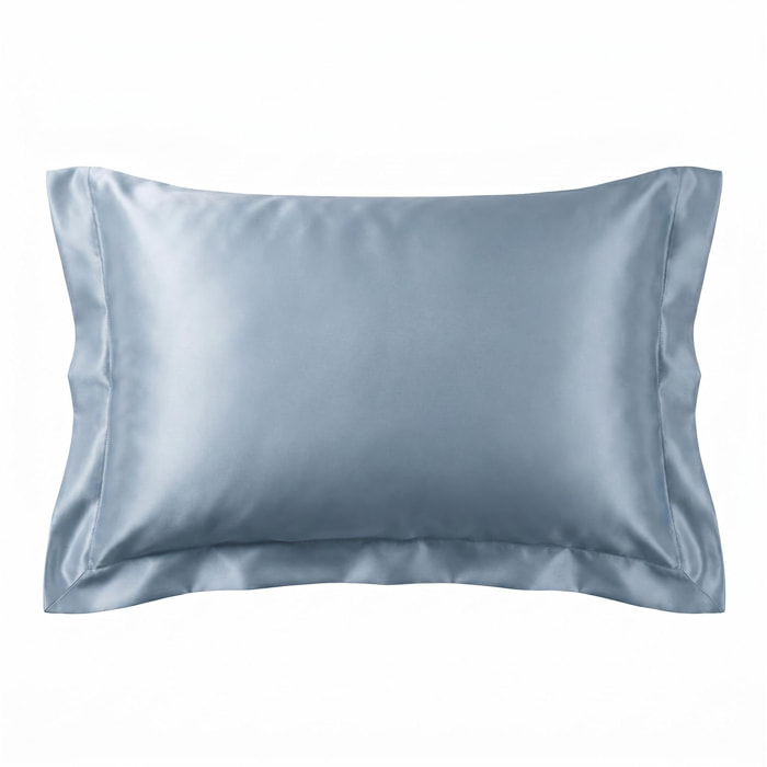 Federa in seta 50x80 cm con zip e volani, fronte in seta morbida e lucente, retro in tencel traspirante, effetto anticrespo e delicata su pelle e capelli, elegante e confortevole, ideale per uso quotidiano e tutte le stagioni