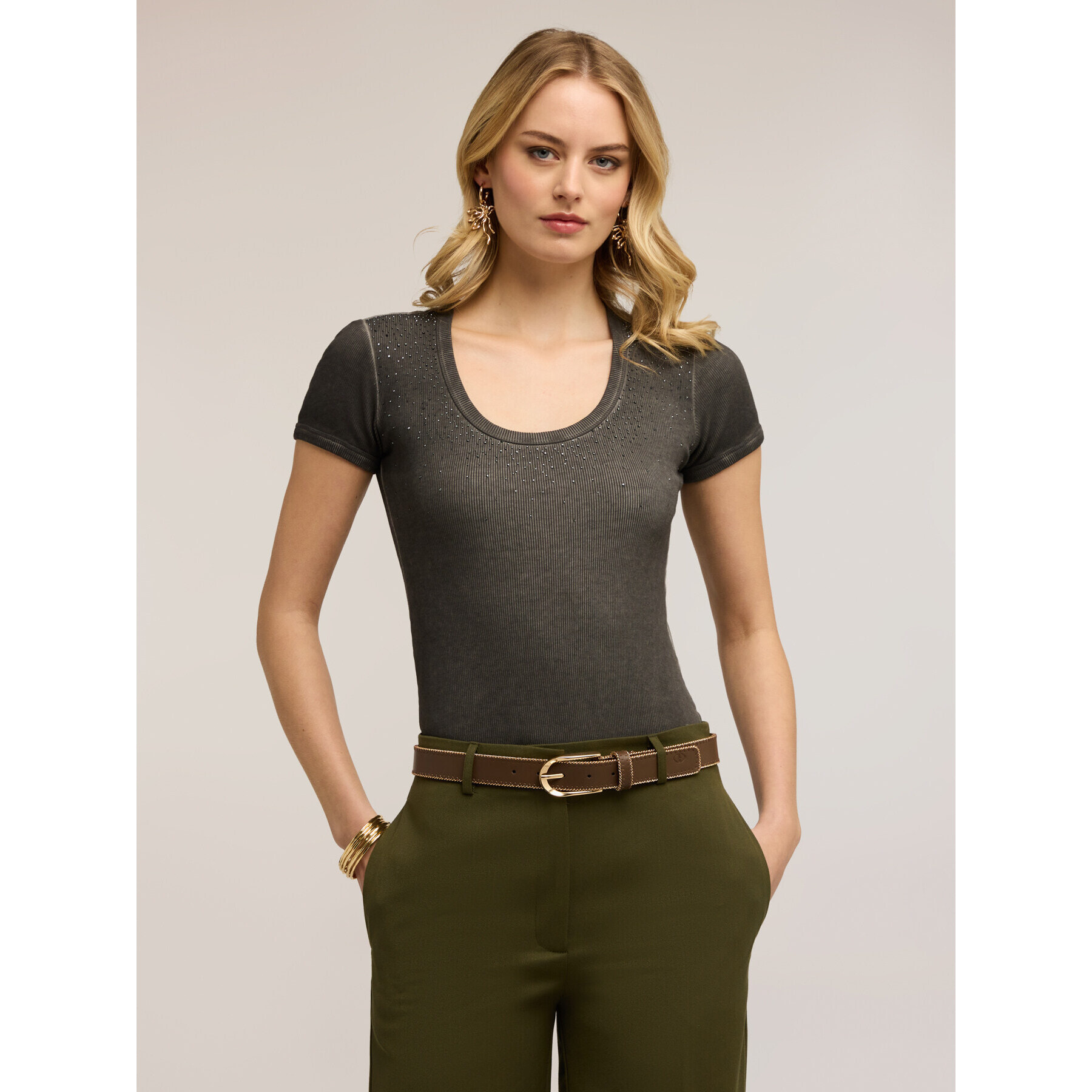 Motivi - Camiseta con aplicaciones de estrás - Gris