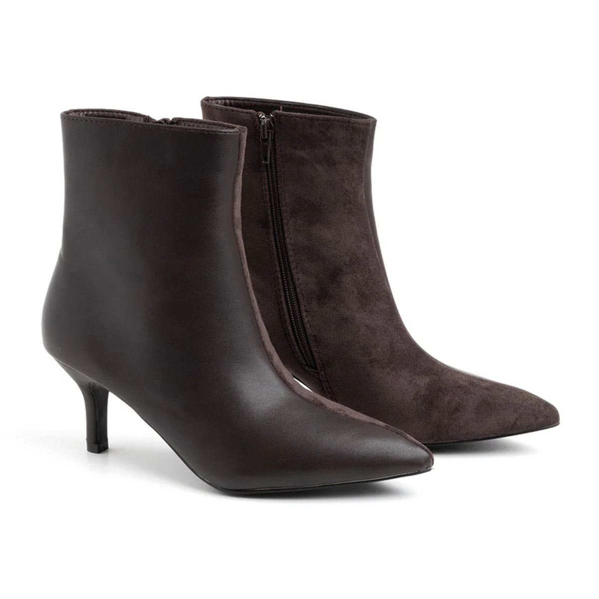 Tronchetto a punta con cucitura frontale - MARRONE