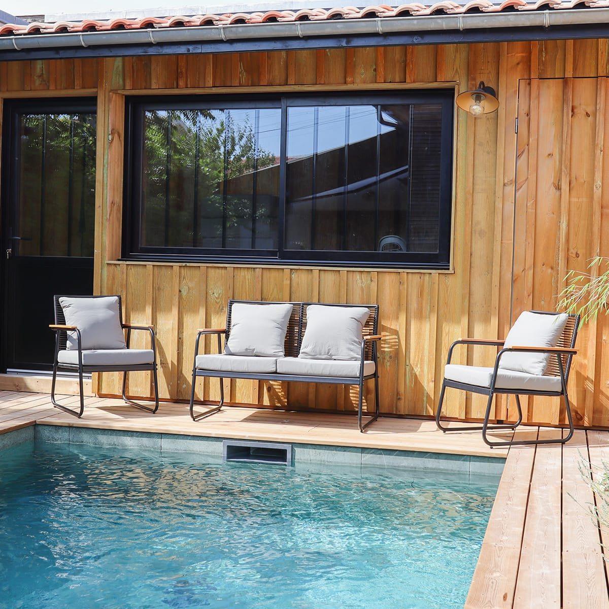 Salon de jardin 4 places en résine - FLORES