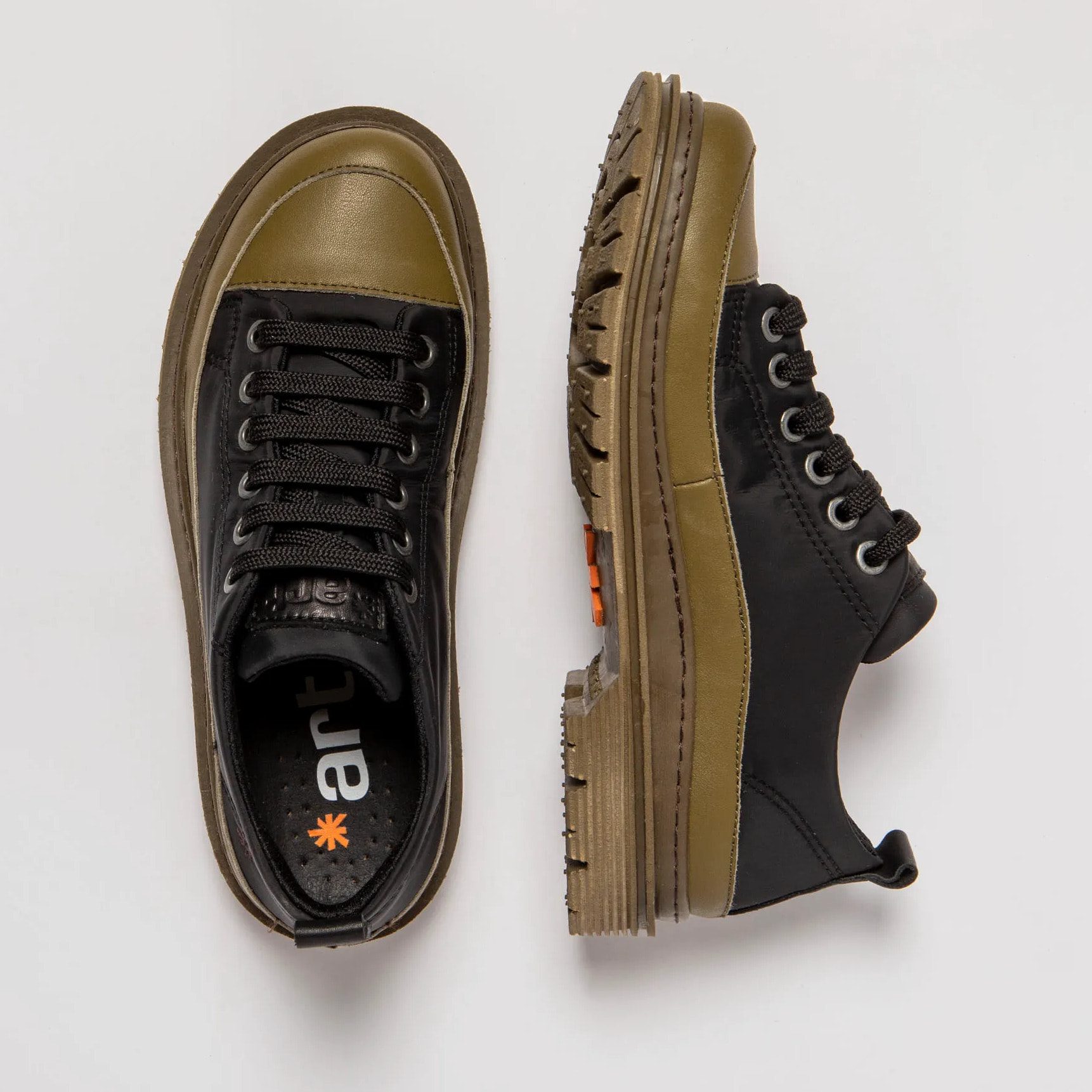 Zapatos 1894 NYLON BLACK-BRONZE/ BIRMINGHAM color Black-bronze
