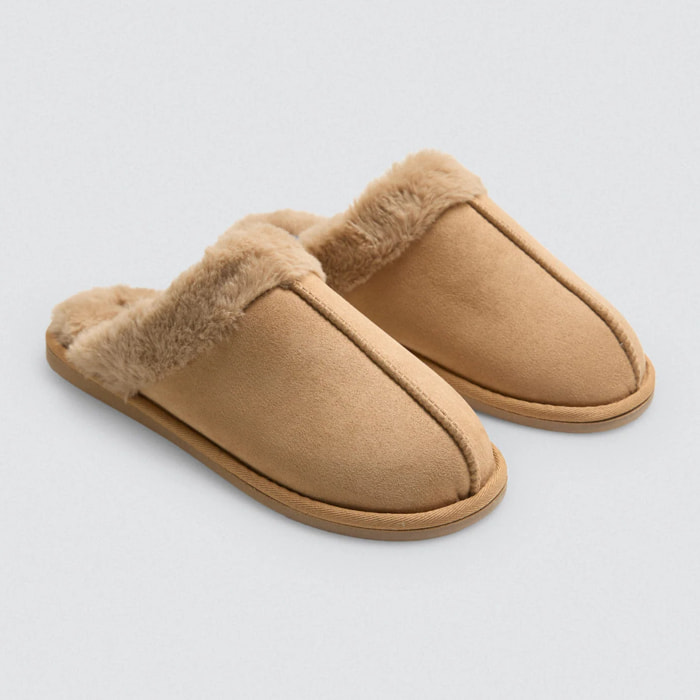 Pantofole basicohe con pelliccia