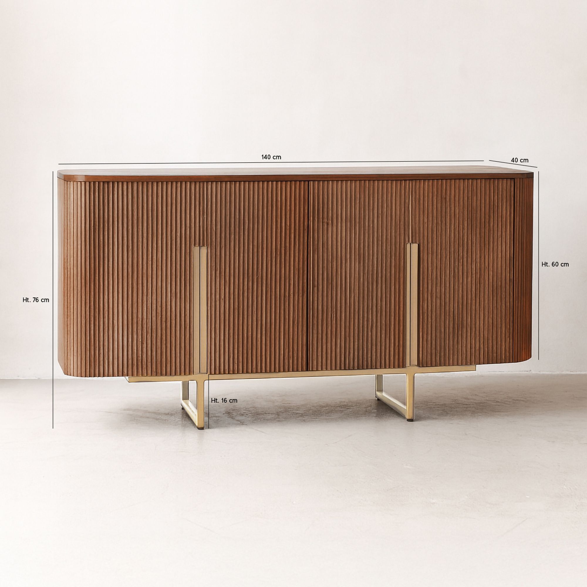 Bahut deux portes en effet noyer avec pieds en métal  SELMA