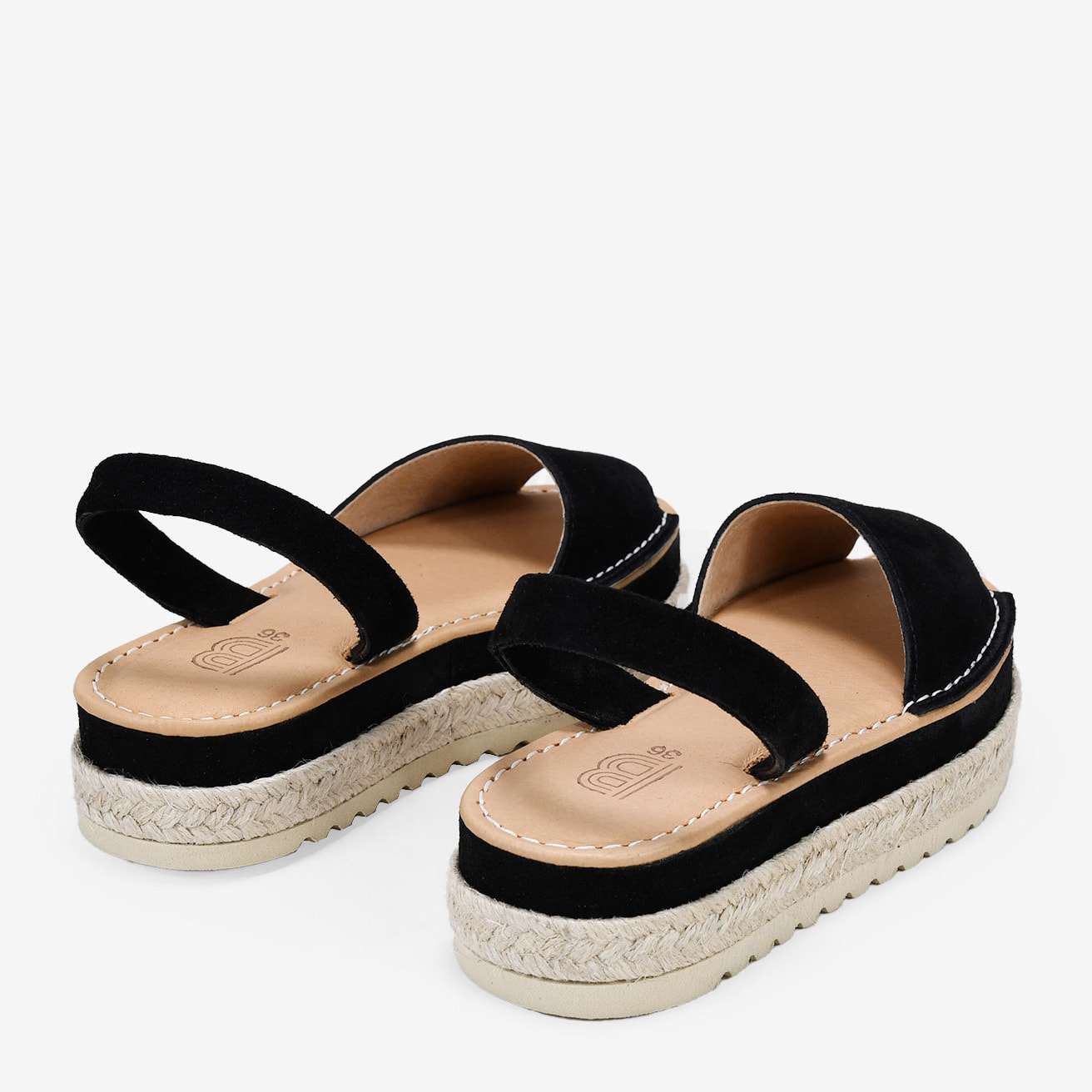 Alpargatas negras en piel con esparto