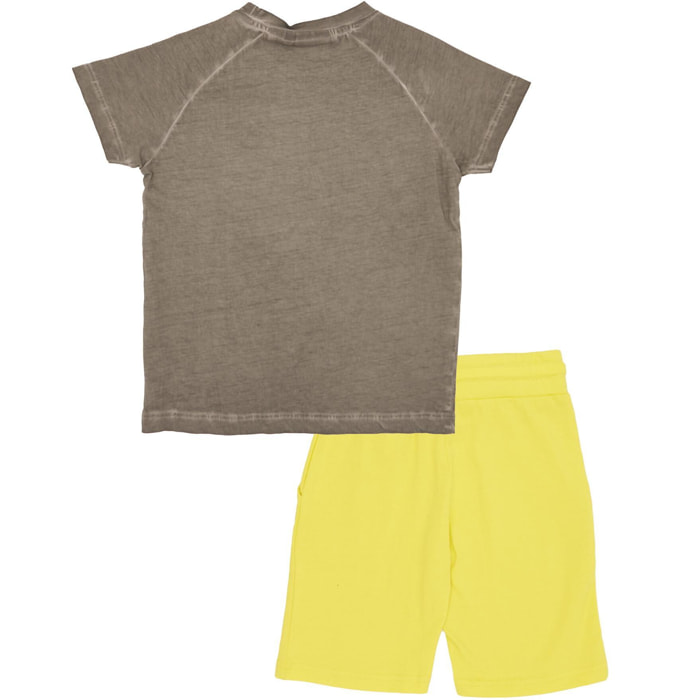 Traje de niños de la calle.