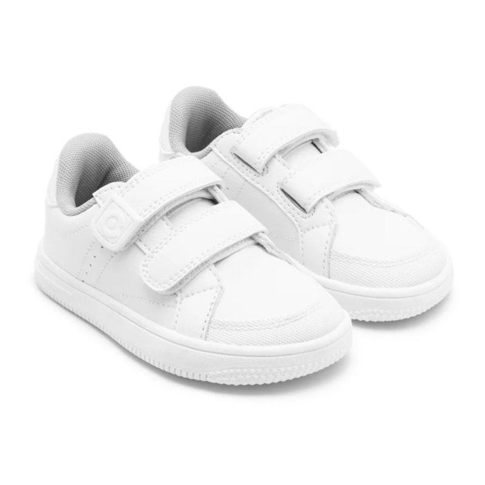 Scarpe sportive scolastiche rispettose