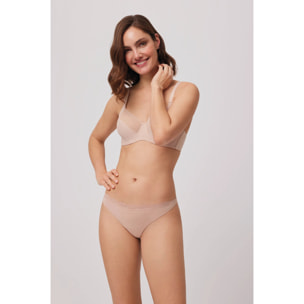 Perizoma in lingerie beige