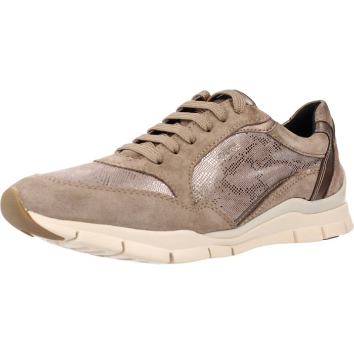 Sneakers de  Mujer de la marca GEOX  modelo D SUKIE B MARRON