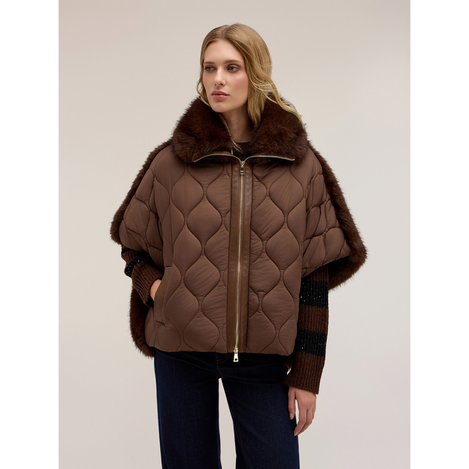 Motivi - Cappa imbottita con texture pelosa - Marrone