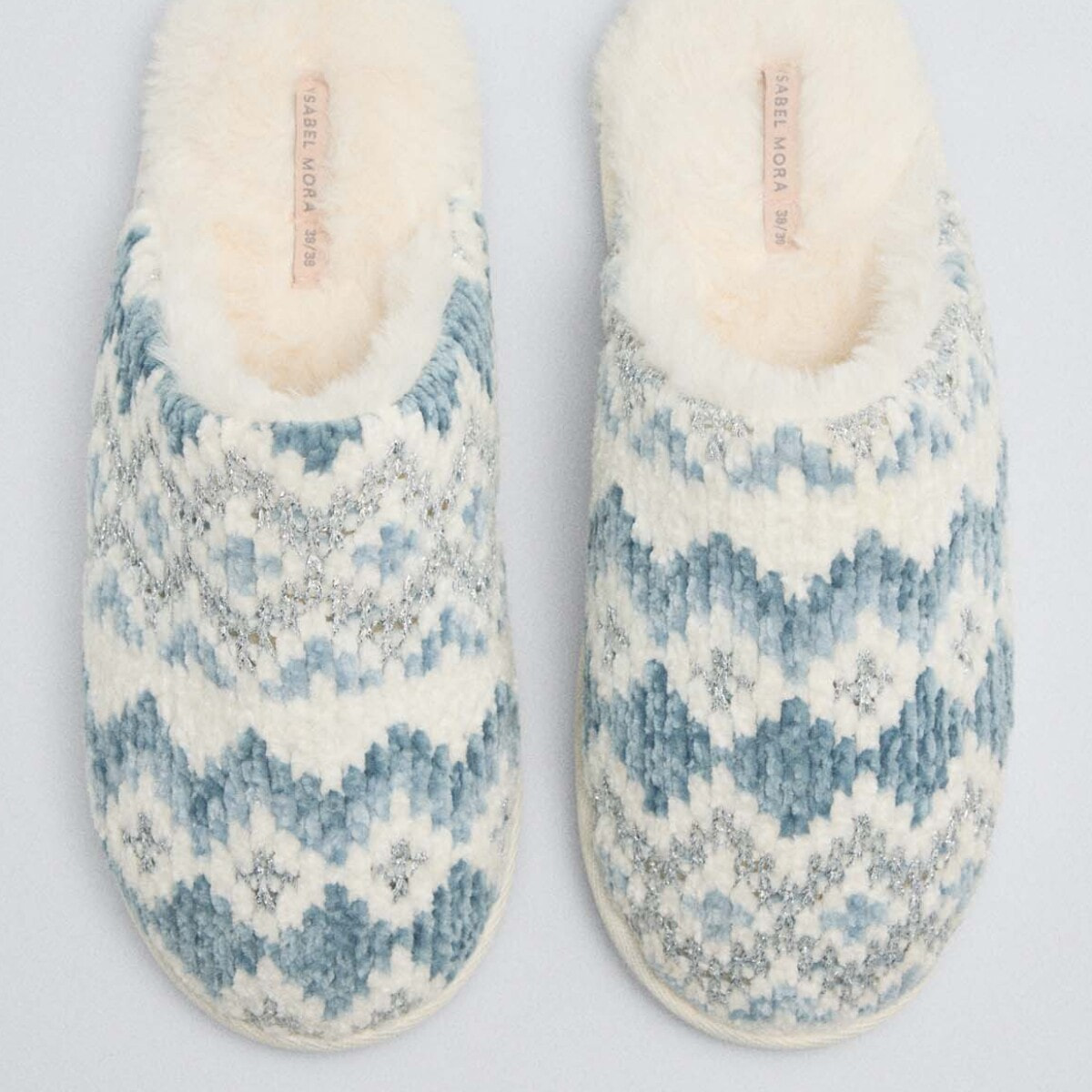 Pantofole da casa con interno in pelliccia con stampa etnica