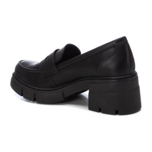 Zapato mocasín negro