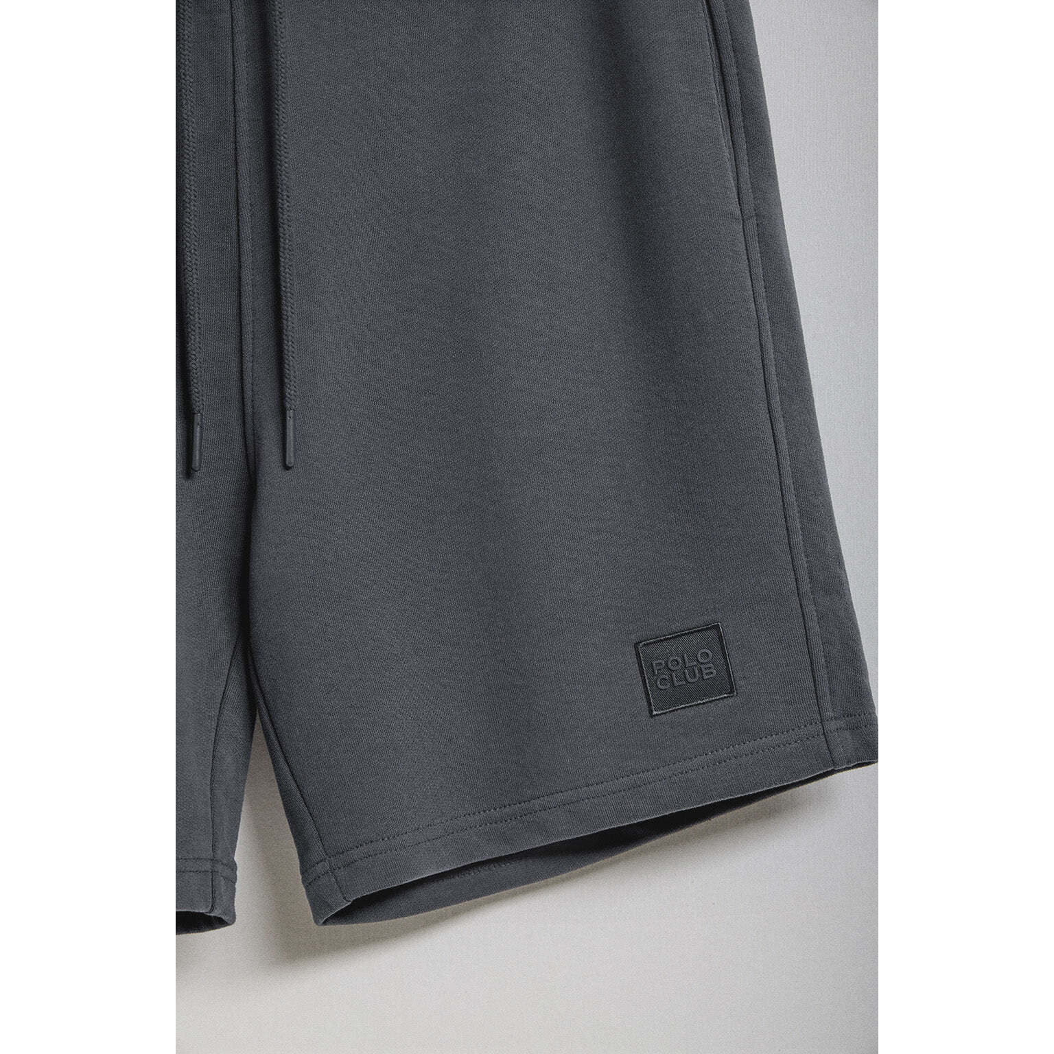 Bermuda Jonas in cotone asfalto relaxed fit con toppa in twill in gomma Polo Club