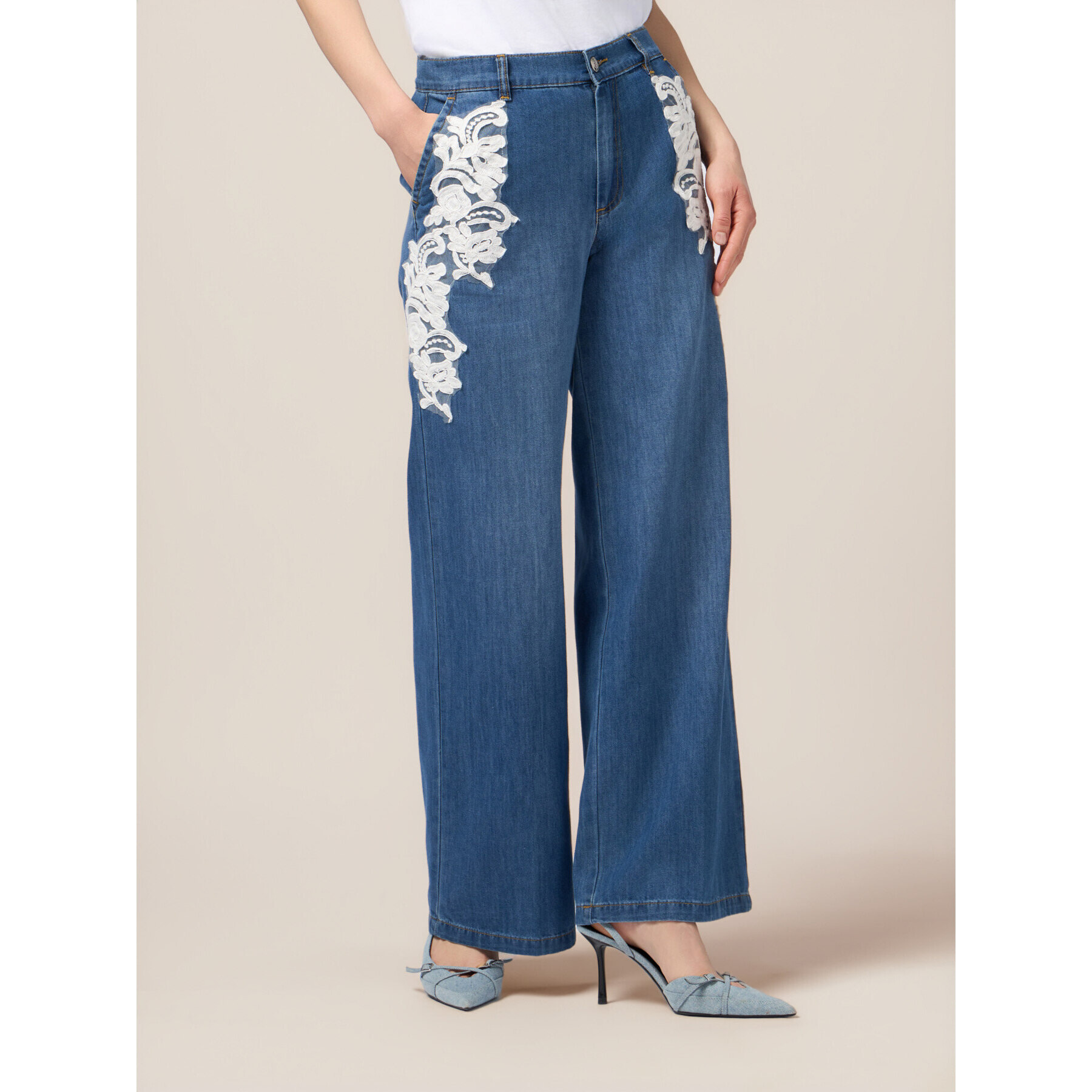 Oltre - Jeans palazzo con bordados decorativos - Azul