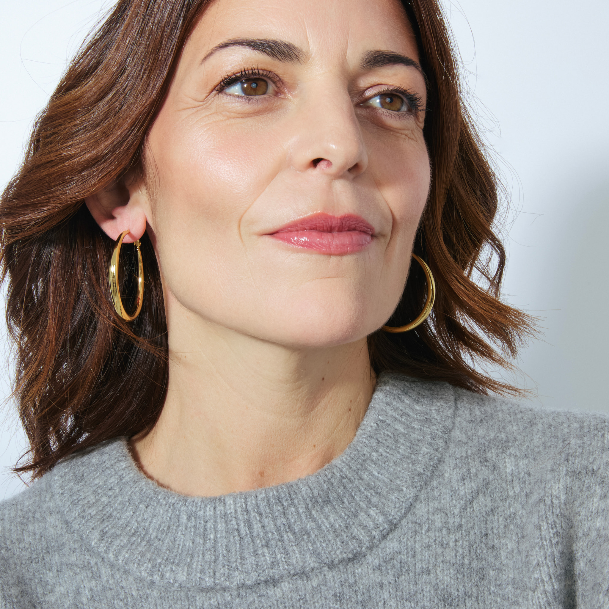 Pendientes de 41mm de diámetro acabado oro amarillo de 18K
