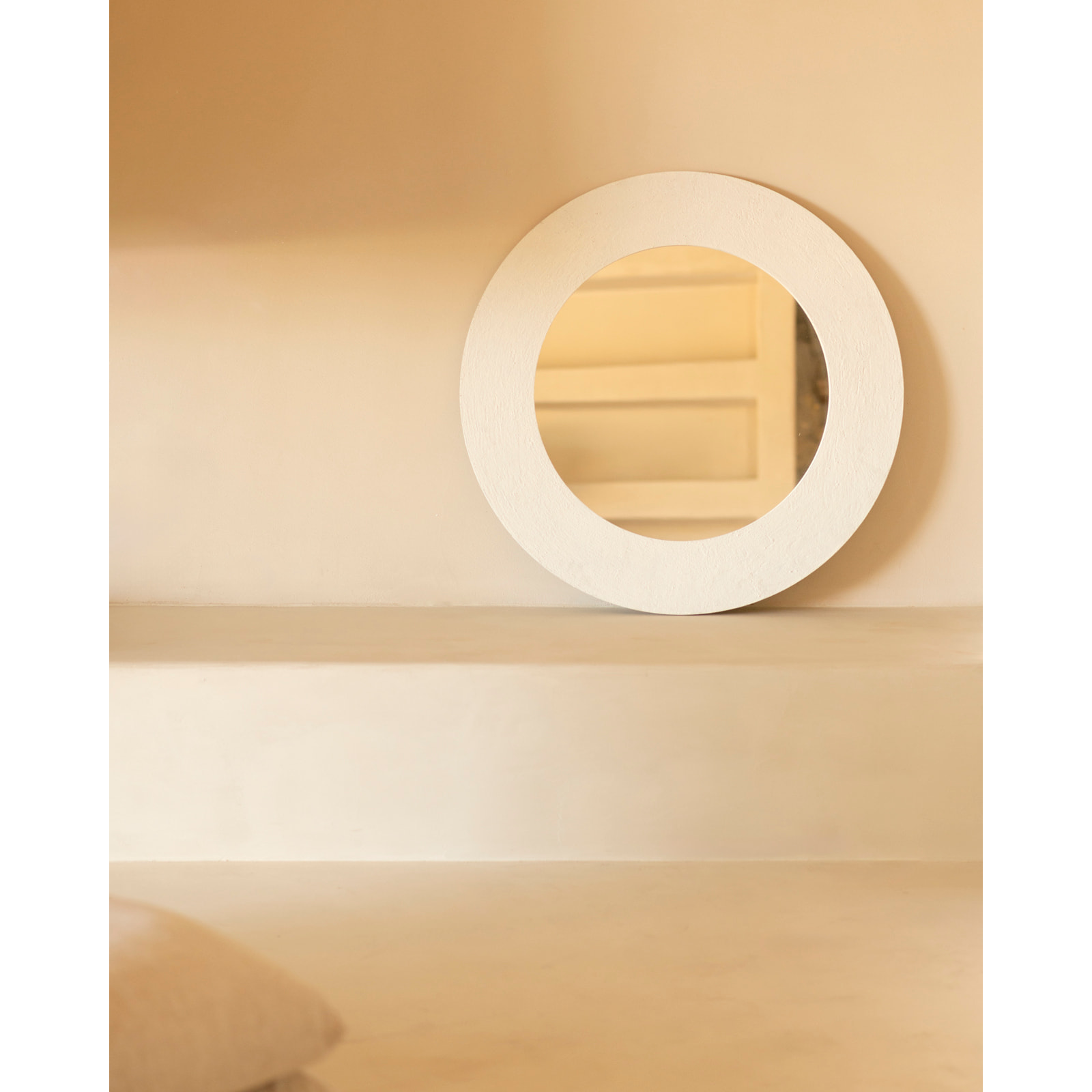 Espejo redondo de microcemento de Ø90cm Alto: 90 Largo: 90 Ancho: 1.8