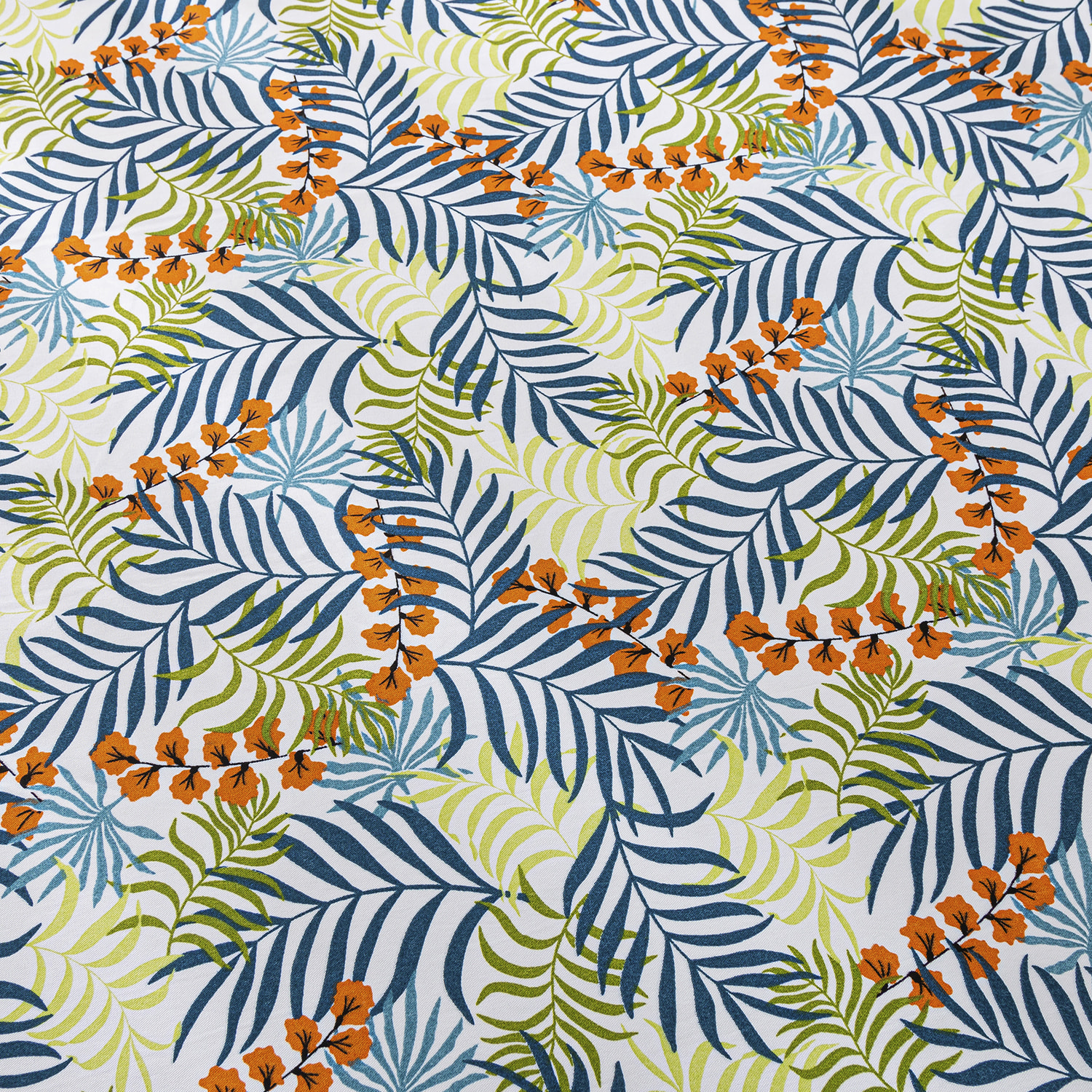 Tovaglia antimacchia 140x140 cm.