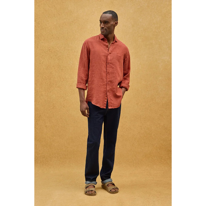 Camisa rojo ladrillo de lino de corte regular con bordado Polo Club