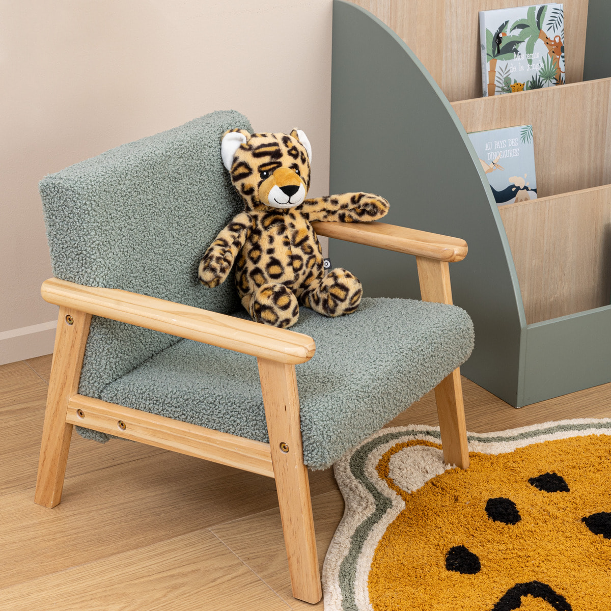 Fauteuil enfant Basile vert céladon