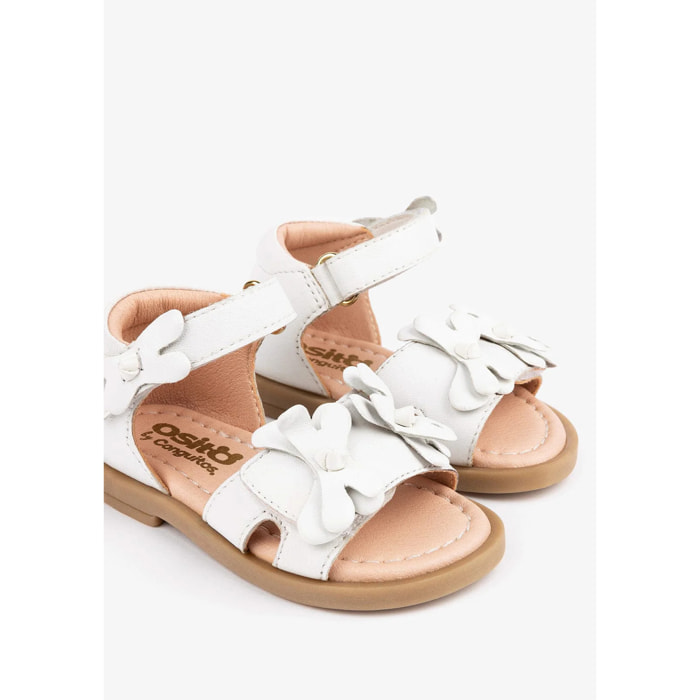 Sandalias blancas con flores para bebé, de piel