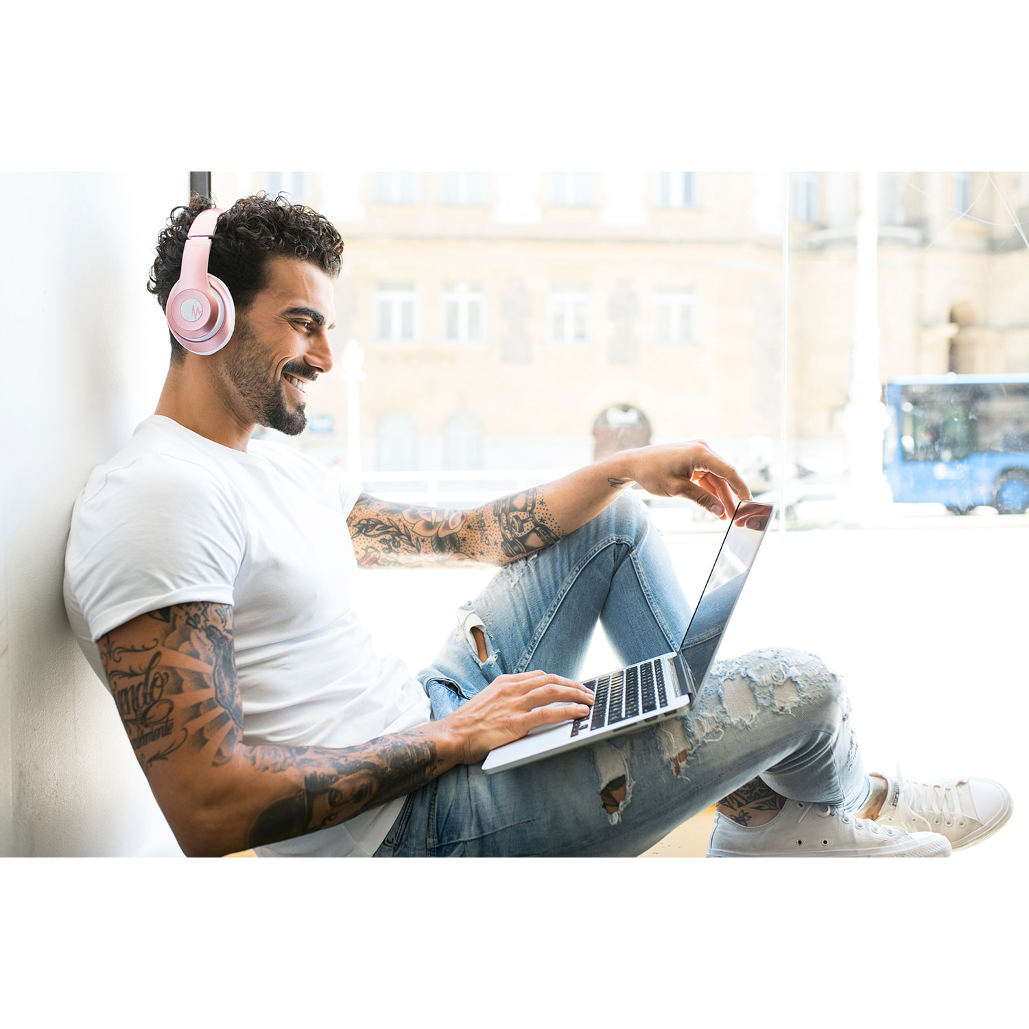 MAGNUSSEN H2 HEADPHONES en color Rosa