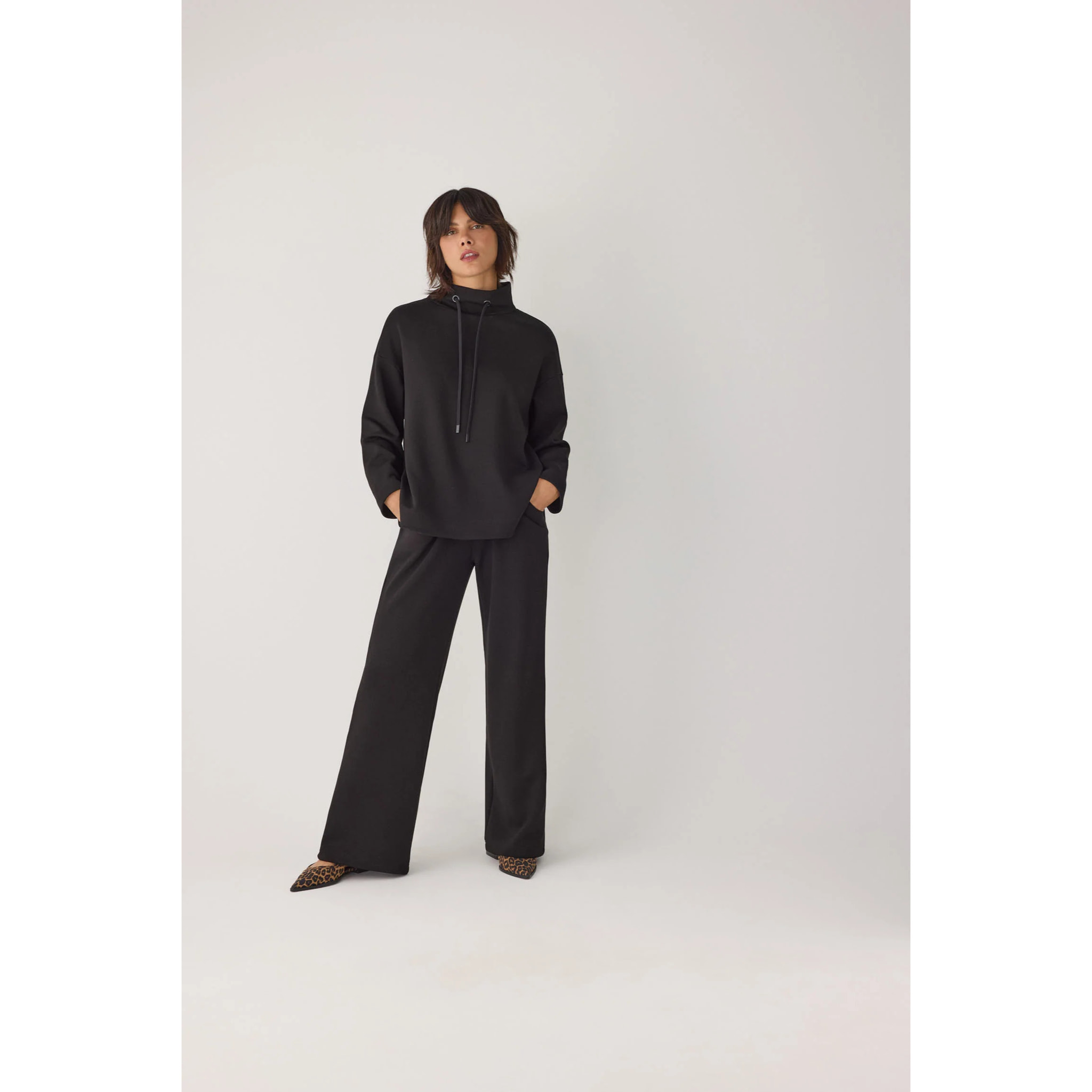 Pantalone largo
