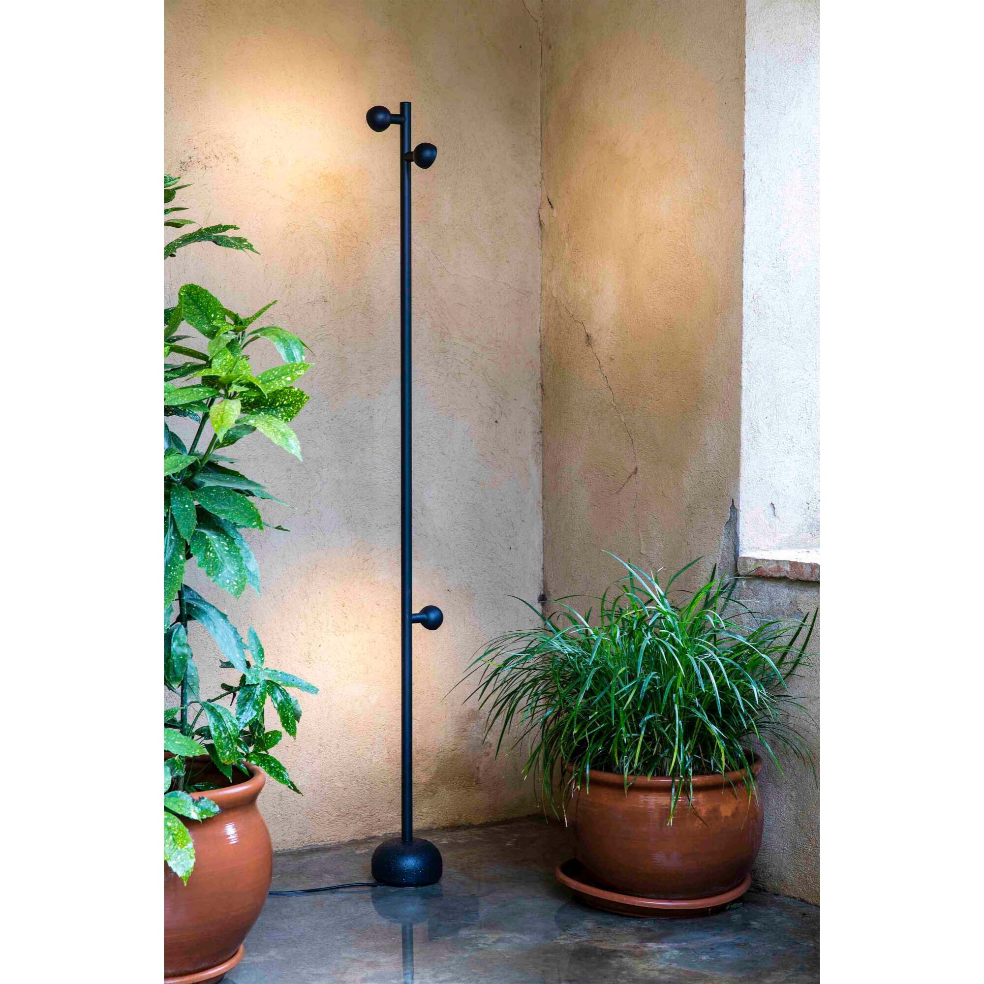 BROT Lampadaire noir avec câble