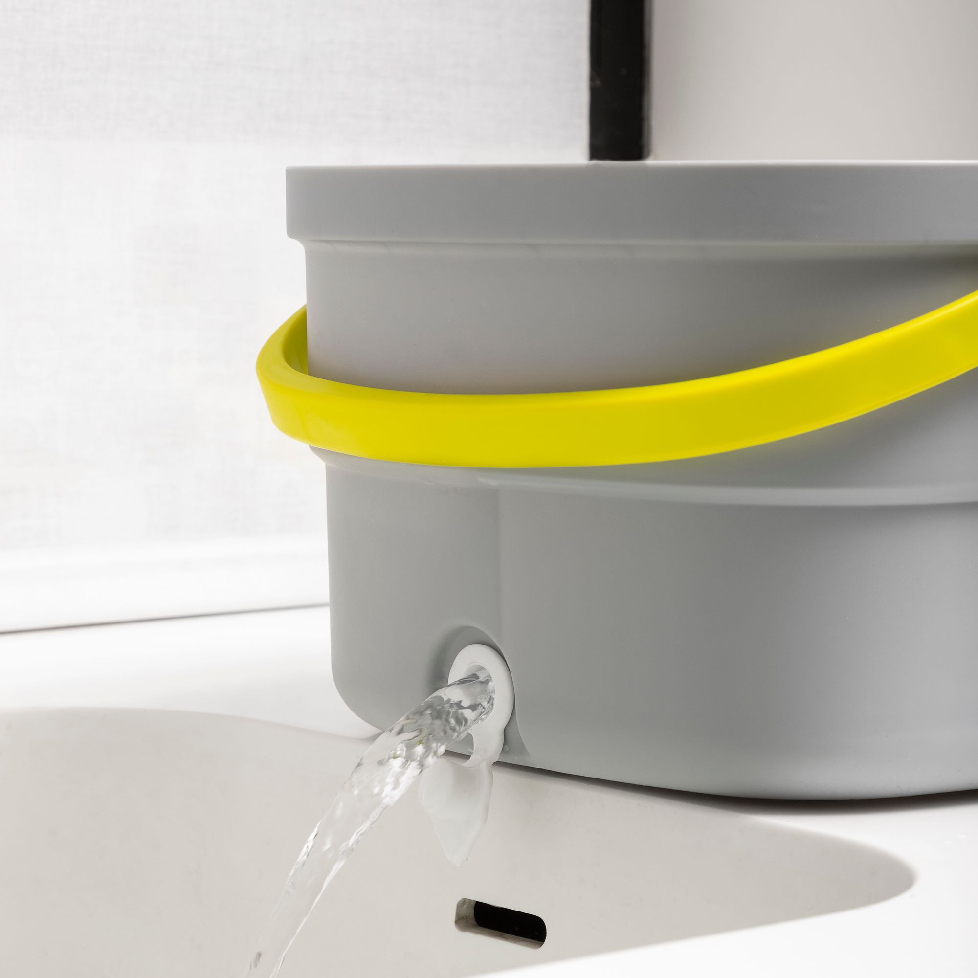 Mocio girevole auto pulente e secchio Selimop - grigio e giallo - 30 x 18 x 29,5 cm - 2,5 L