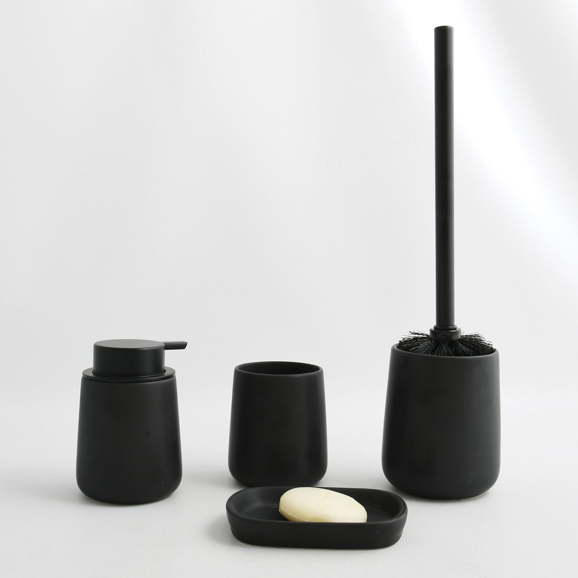 VASO/PORTACEPILLOS DE CERÁMICA MAONIE NEGRO MATE