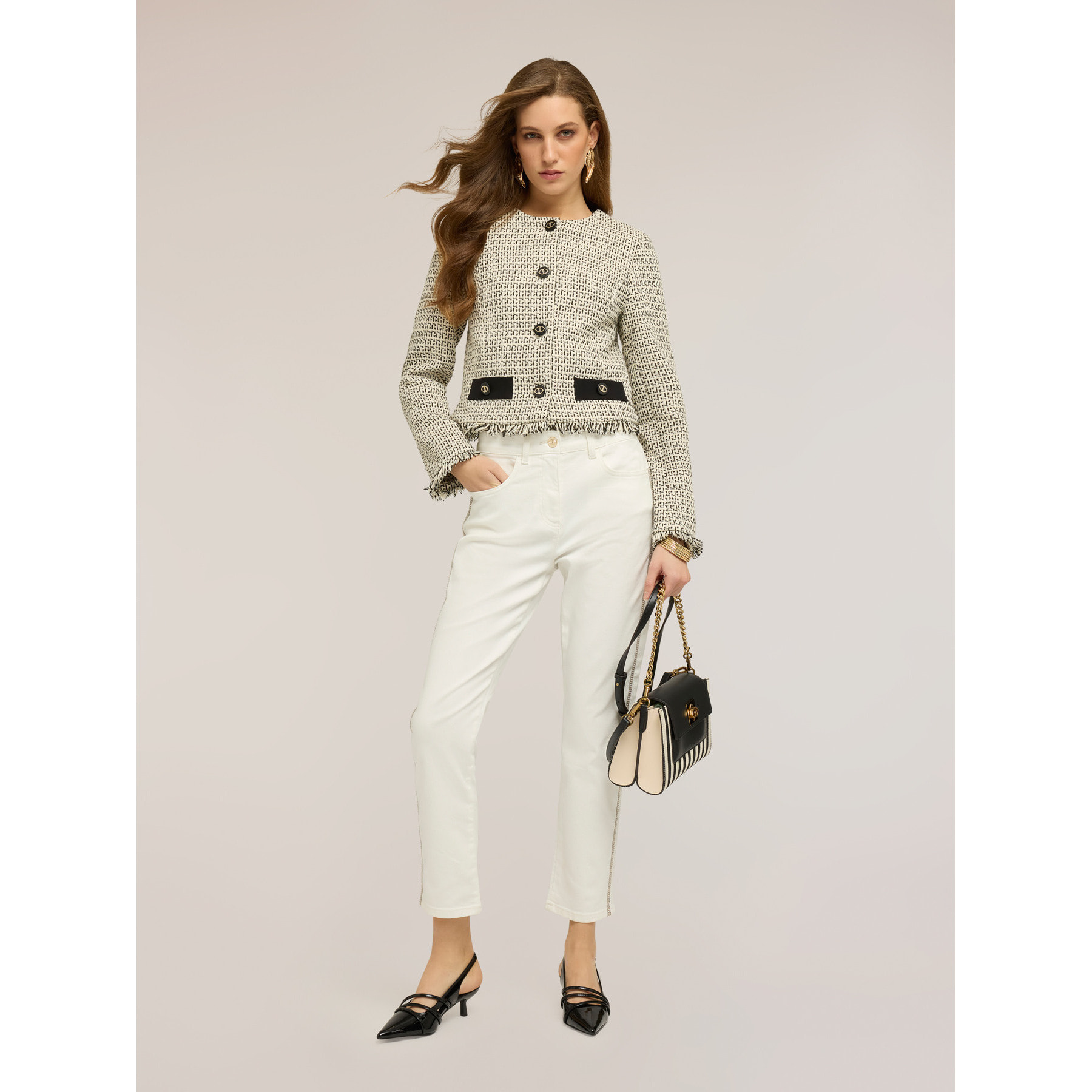 Motivi - Giacca in bouclé con bottoni a contrasto - Beige